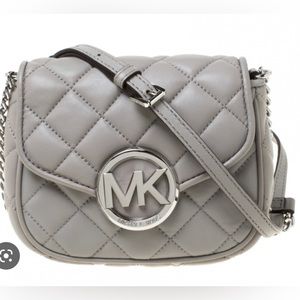 SOLD!!! Michael Kors small cross body purse